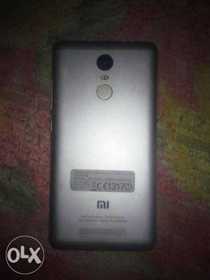 Redmi note3 very good condition new look no folet