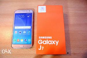 Samsung galaxy J7 4G 9 month use no any problems