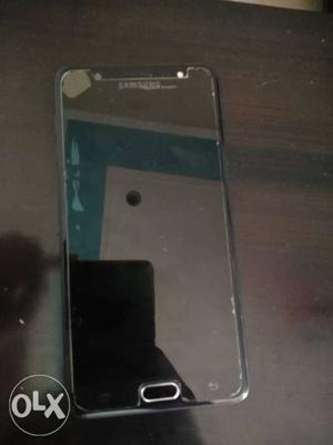 Samsung galaxy J7 max It's in mint condition very