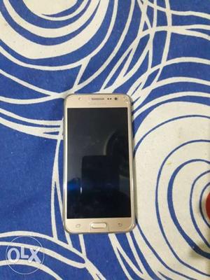 Samsung j5 new condition phone 2 year old 8 GB