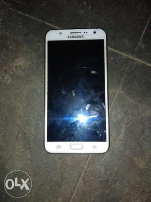 Samsung j7 neat condition smoothly used mobile