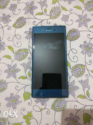 Sony xperia xz only 7 month old with full kit 23