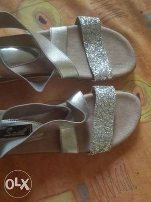 Stylish silver sandals 39size