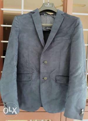 Vanheusen Dark Blue Blazer with cover Size: 40,