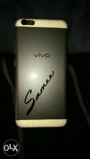 Vivo v5 good condition 5 month old with all