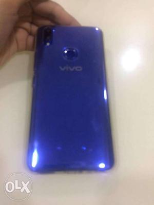 Vivo v9 just one day used and with bill headset and charger