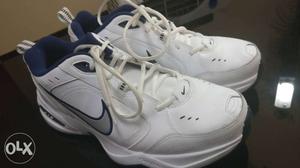 White Nike Air Gym And Training Shoes 9UK