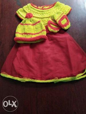 Woolen new born baby or 5 yrs baby dress