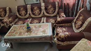 5 Seater Sofa Set with Center Table