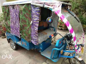 E-rickshaw to Sale. 4 New Batteries along with RTO