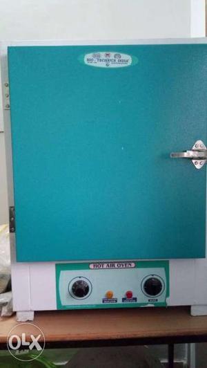 Hot Air Oven (0 to 300 Degree Centigrade), Good
