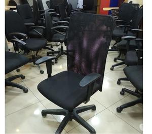 Refurbished Mesh adjustable office chairs at low price