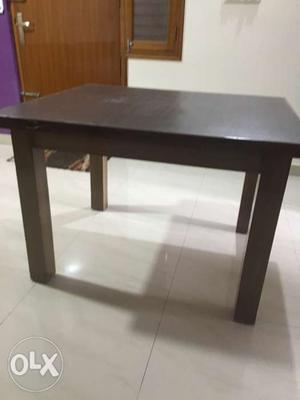 T w dining table, size: 3ft*3.5ft