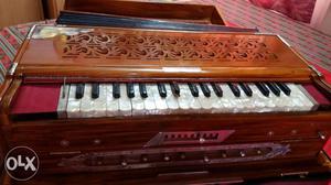 3 yrs old Harmonium in excellent condition...Want