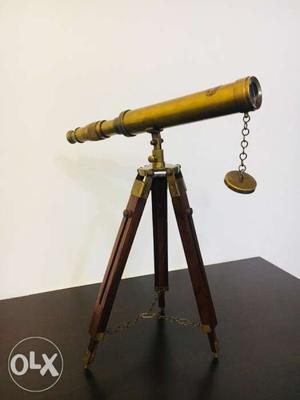 Antique like telescope.