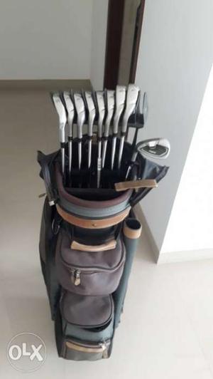 Full size BRENNAN golf bag with zipped pockets,
