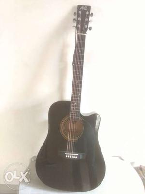 Good condition AXL full accoustic guitar