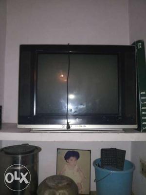  LG flat CRT TV