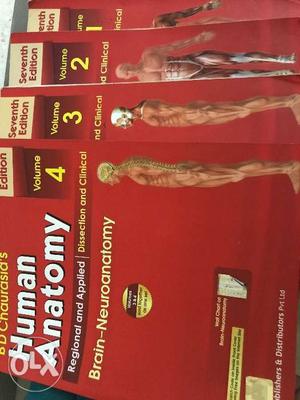 New and not even used Medicine Anatomy books Bdc