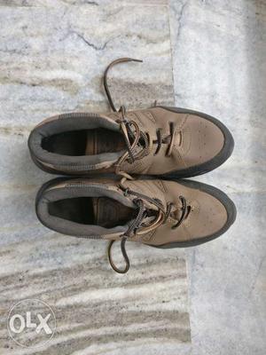 Sports and casual wear shoes. Size 8
