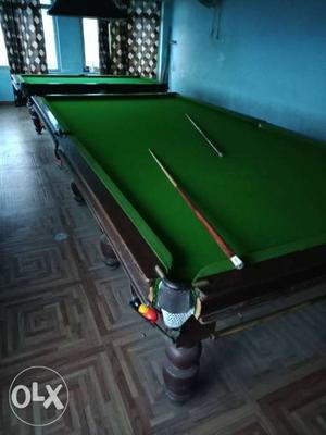 Urgent sale Green And Brown Billiard Table
