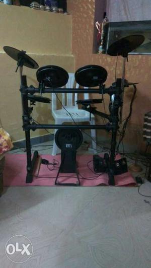Very good electric drum kit price is negotiable