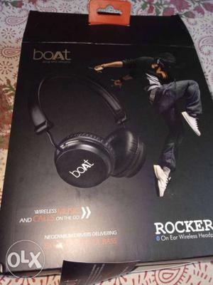 Boat rockerz 400 Bluetooth headphones only 10