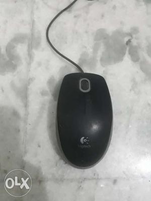 Logitech Wired Mouse New and Good condition Dark