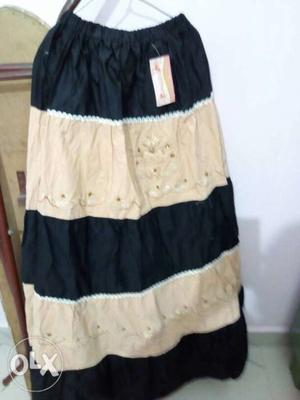 New ctton skirt medium size for sale