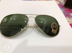RayBan Aviators with Golded Frame