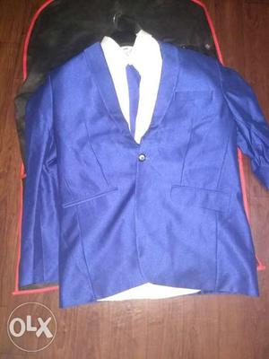 Tuxedo blue used twice for 36 size need iron and