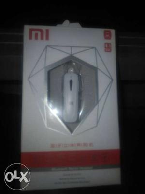 White Xiaomi Bluetooth Mono Headset Box