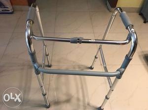 Aluminium light weight folding walker with