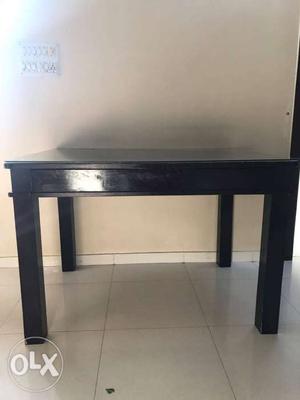 Dining set Table with 4 chair
