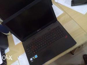 Excellent condition Asus core i7 laptop 8 GB..fixed rate