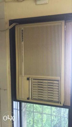 Excellent working Ogeneral air condition (AC)
