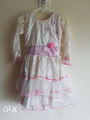 Frocks for 5 to 8 years girls, Price of each