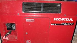 Honda generator new condition and 2 year no