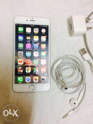 Iphone 6plus 64 gb gold 2.5 year ago Phone is in