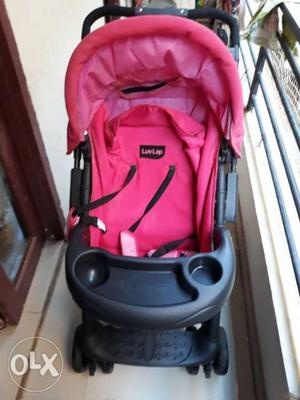 New brand baby stroller.