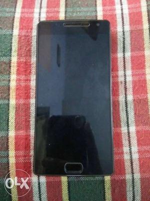 One plus 2 sell no warranty only chager 4 GB RAM
