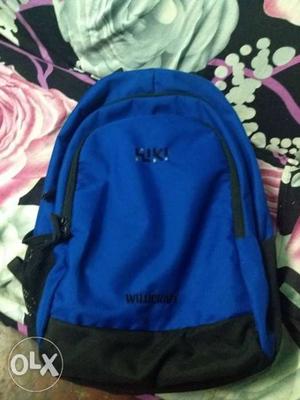 Suki wiki college bag(blue) in good condition