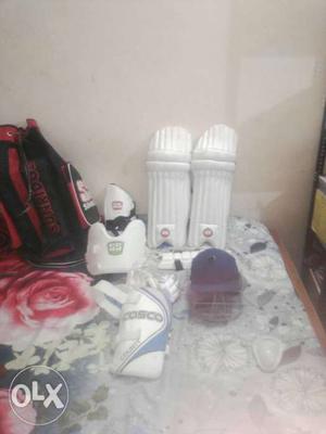 Superb quality cricket kit set (with kit bag and