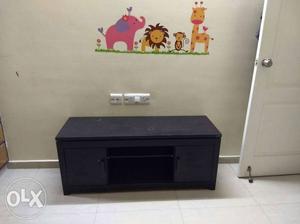 TV unit 3 yes old in excellent condition for sale