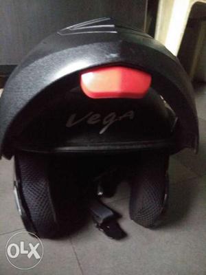 Vega helmet black colour it's in good condition