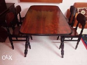 Wooden Dining Table 3 months old New Condition