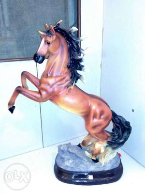 25 Inches POP Brown Horse Show Piece with Box slight leg