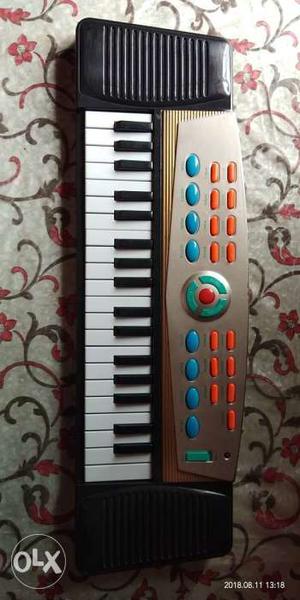 Electronic Keyboard for kids.
