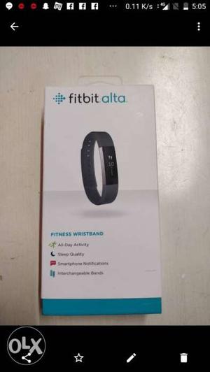 Fitbit Alta fitness band