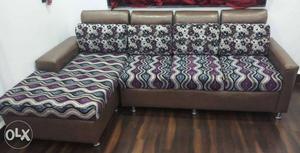 Floral Fabric Sectional Sofa with two puffies